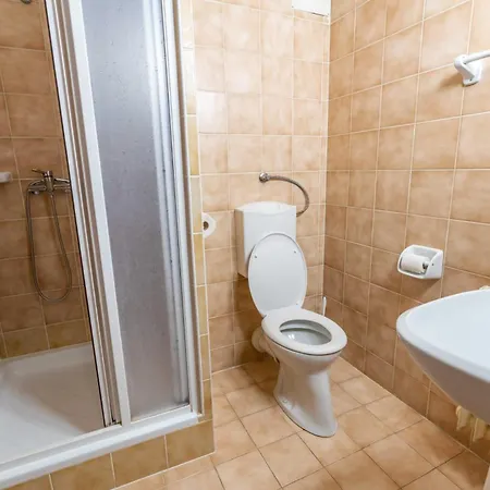 Hvezda Hotel 2*